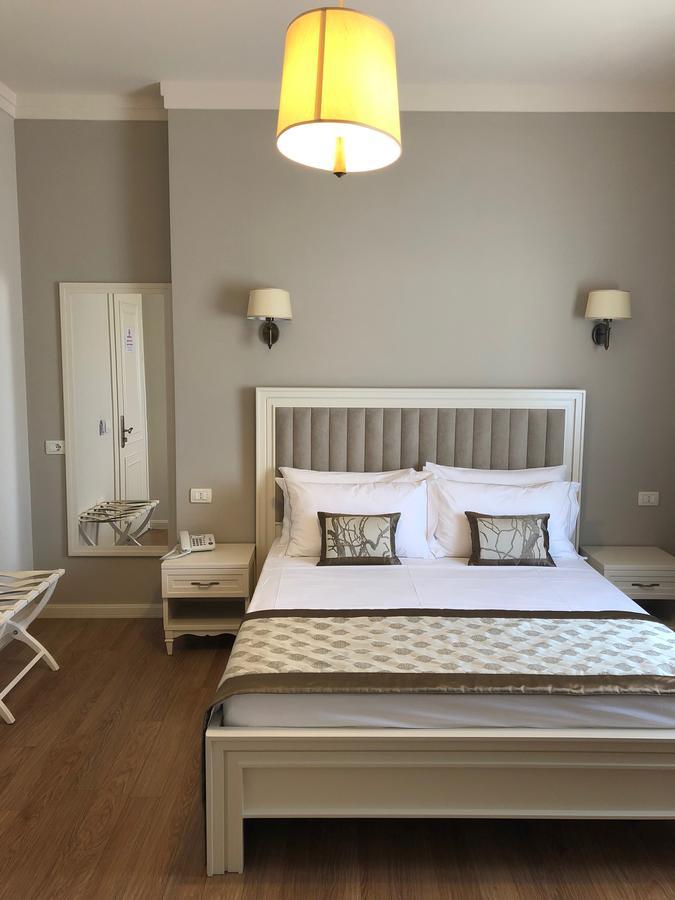 Amfiteatri Boutique Hotel Durres Exterior photo